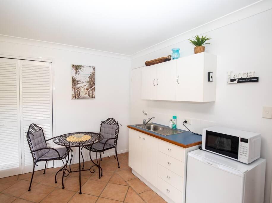 Gorgeous Studio + 100M To Beach + Pool Point Lookout Eksteriør bilde
