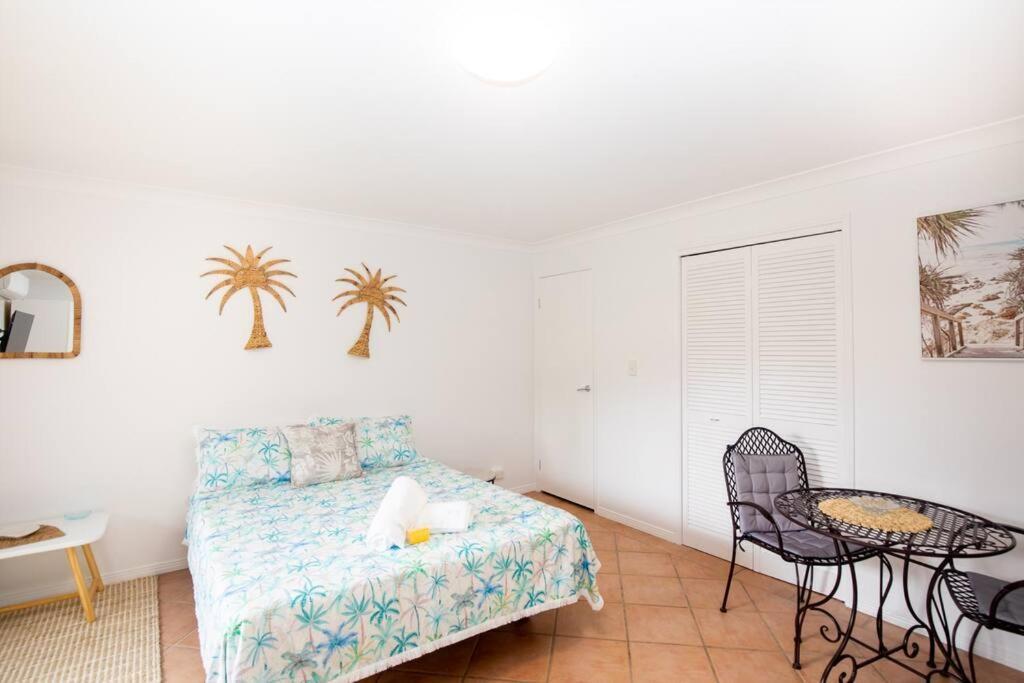 Gorgeous Studio + 100M To Beach + Pool Point Lookout Eksteriør bilde